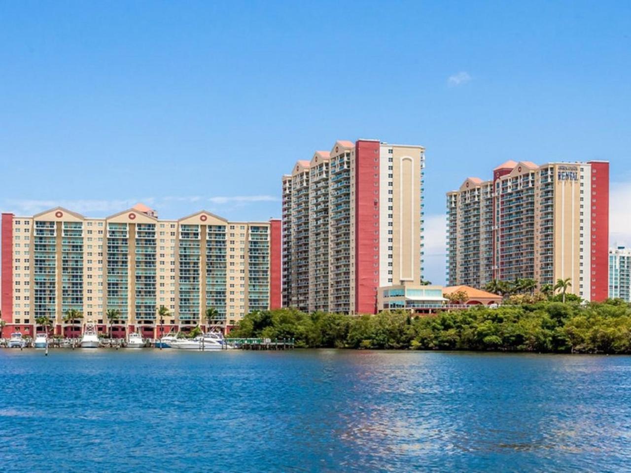 1, 2 And 3 Bedroom Ocean Condos With Balcony Sunny Isles Beach Exterior foto