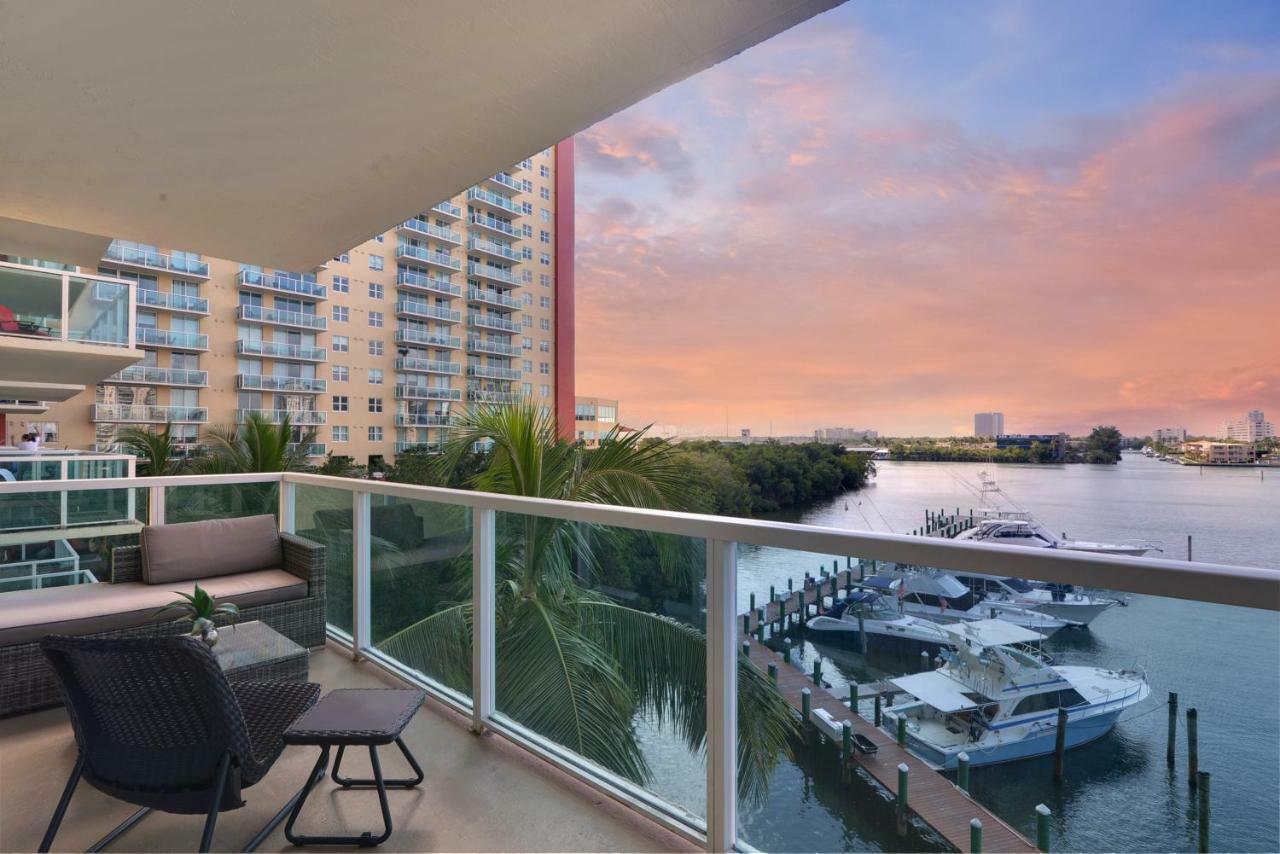 1, 2 And 3 Bedroom Ocean Condos With Balcony Sunny Isles Beach Exterior foto