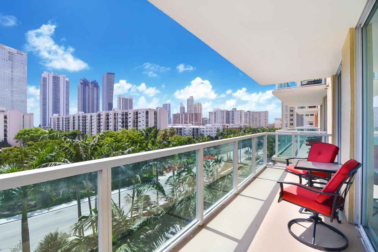 1, 2 And 3 Bedroom Ocean Condos With Balcony Sunny Isles Beach Exterior foto